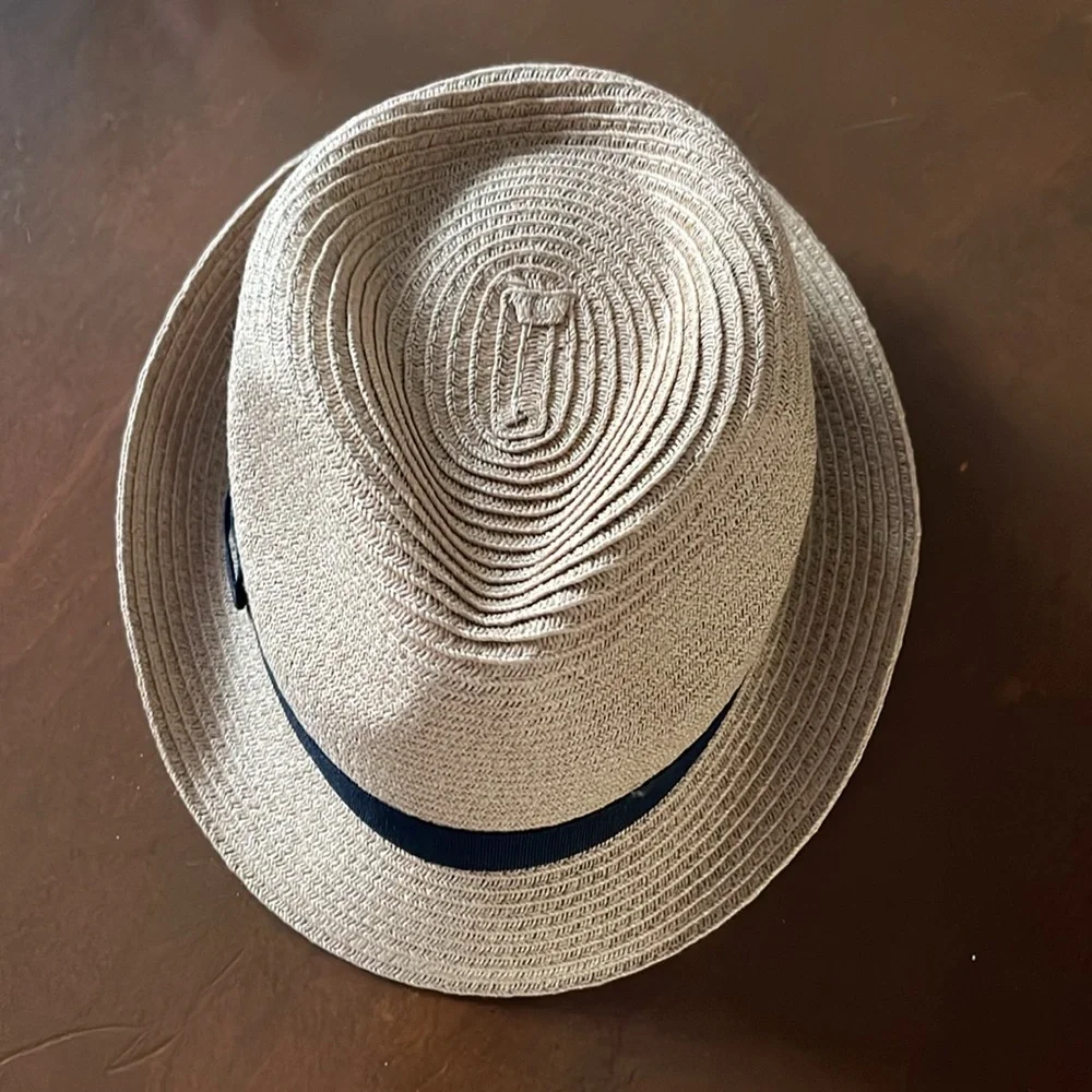 Excellent UV protection - Picture 2 of 5
